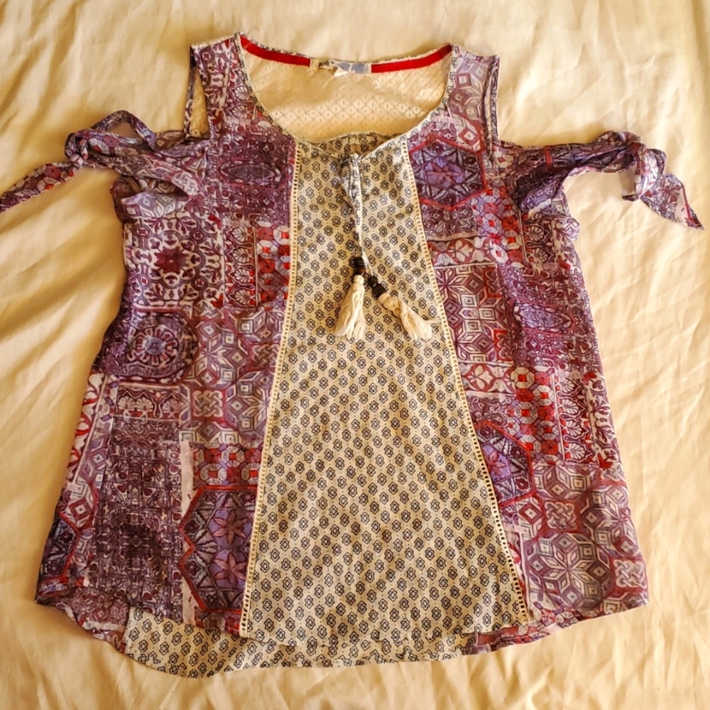 Diverse print violet blouse, open shoulder, sheer back